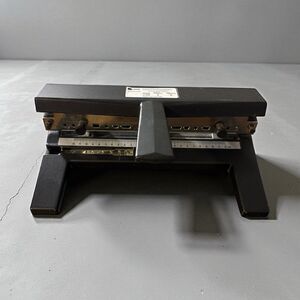 ACCO Model 440 Heavy Duty Adjustable 3-Hole Paper Punch w/50-Sheet Capacity!